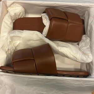 Bottega Veneta Patch slides